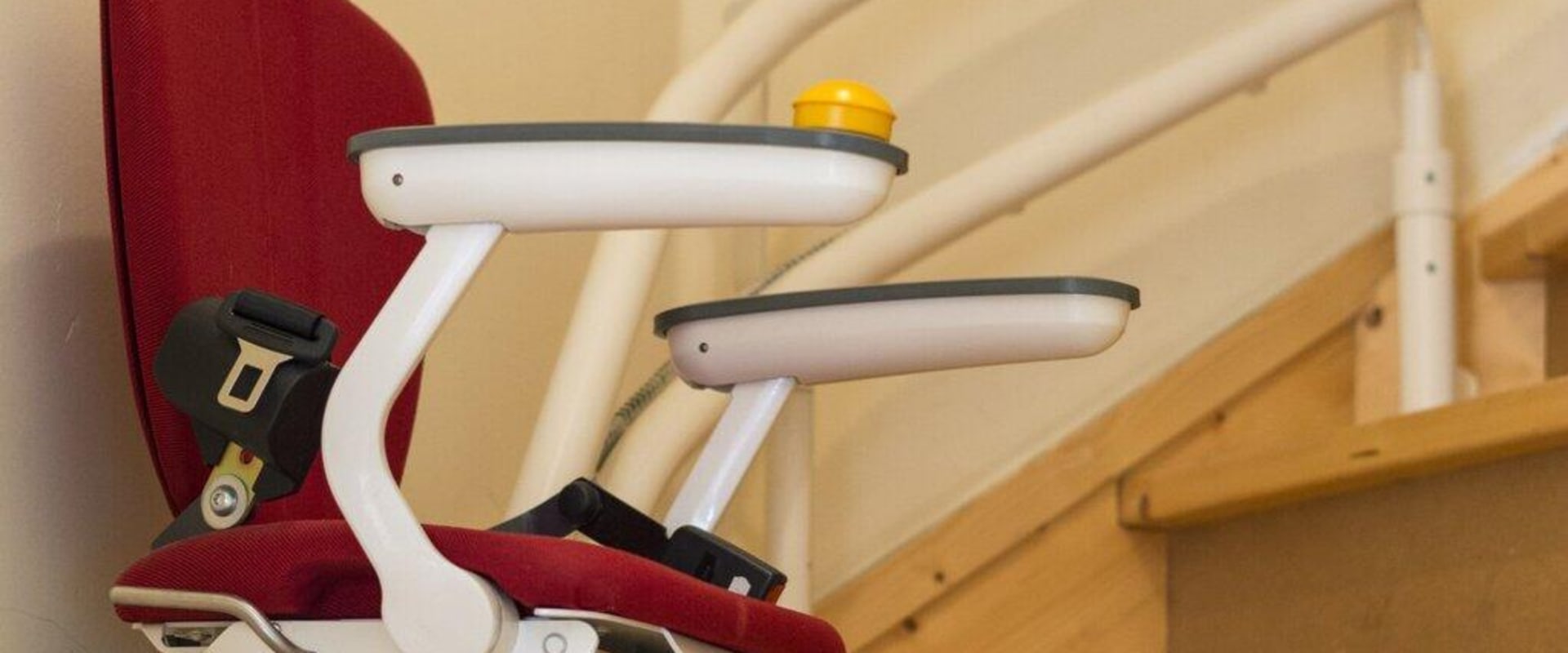 Enhance Mobility with MS Treatments & Stair Lifts in Küssnacht
